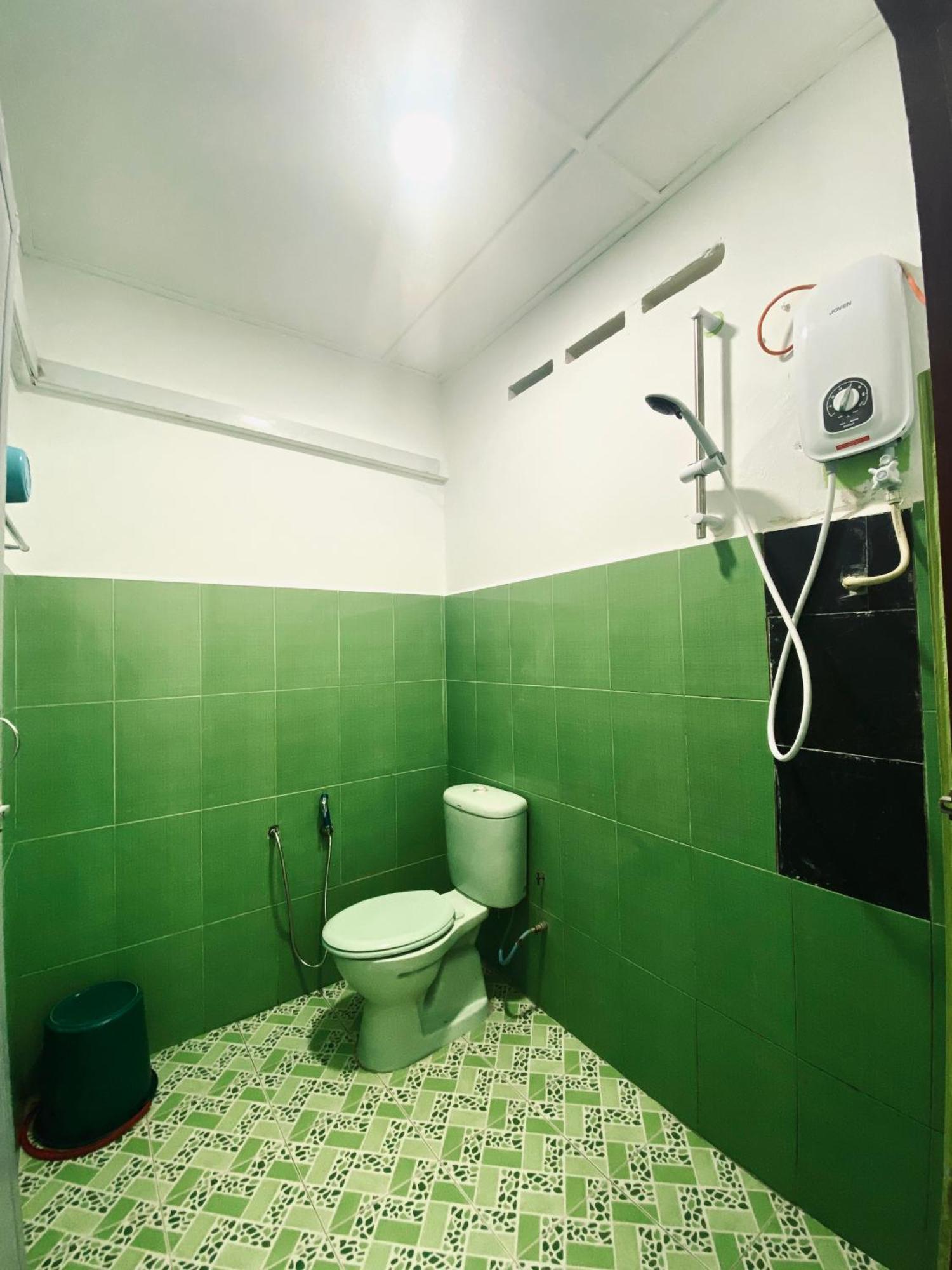 Abot Guest House Kuala Tahan Eksteriør billede