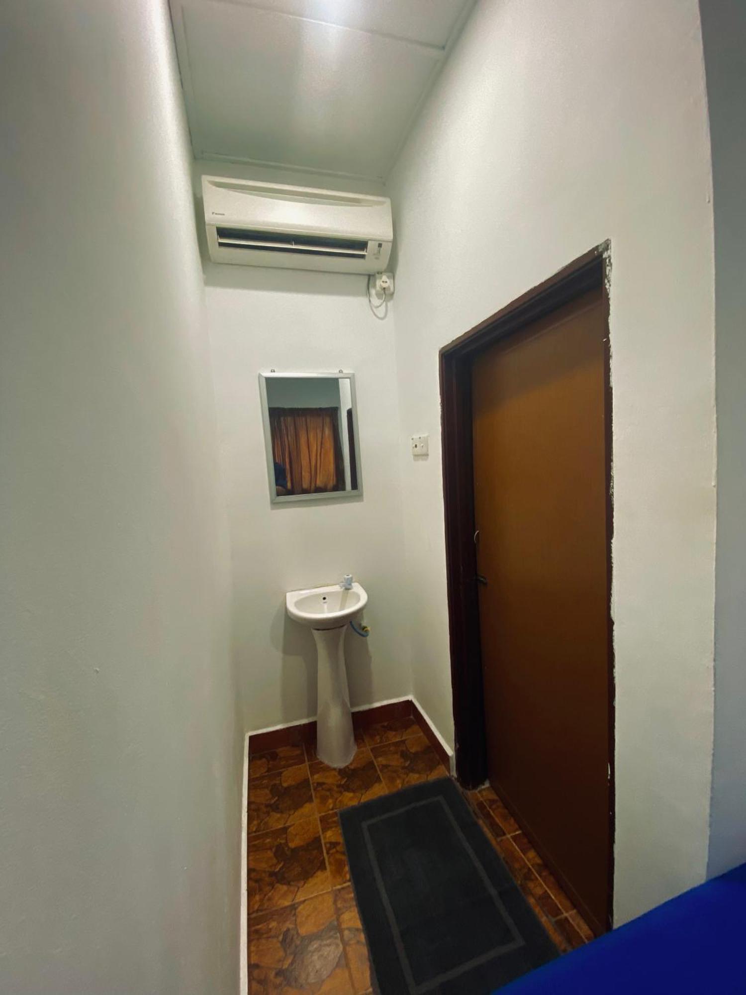 Abot Guest House Kuala Tahan Eksteriør billede