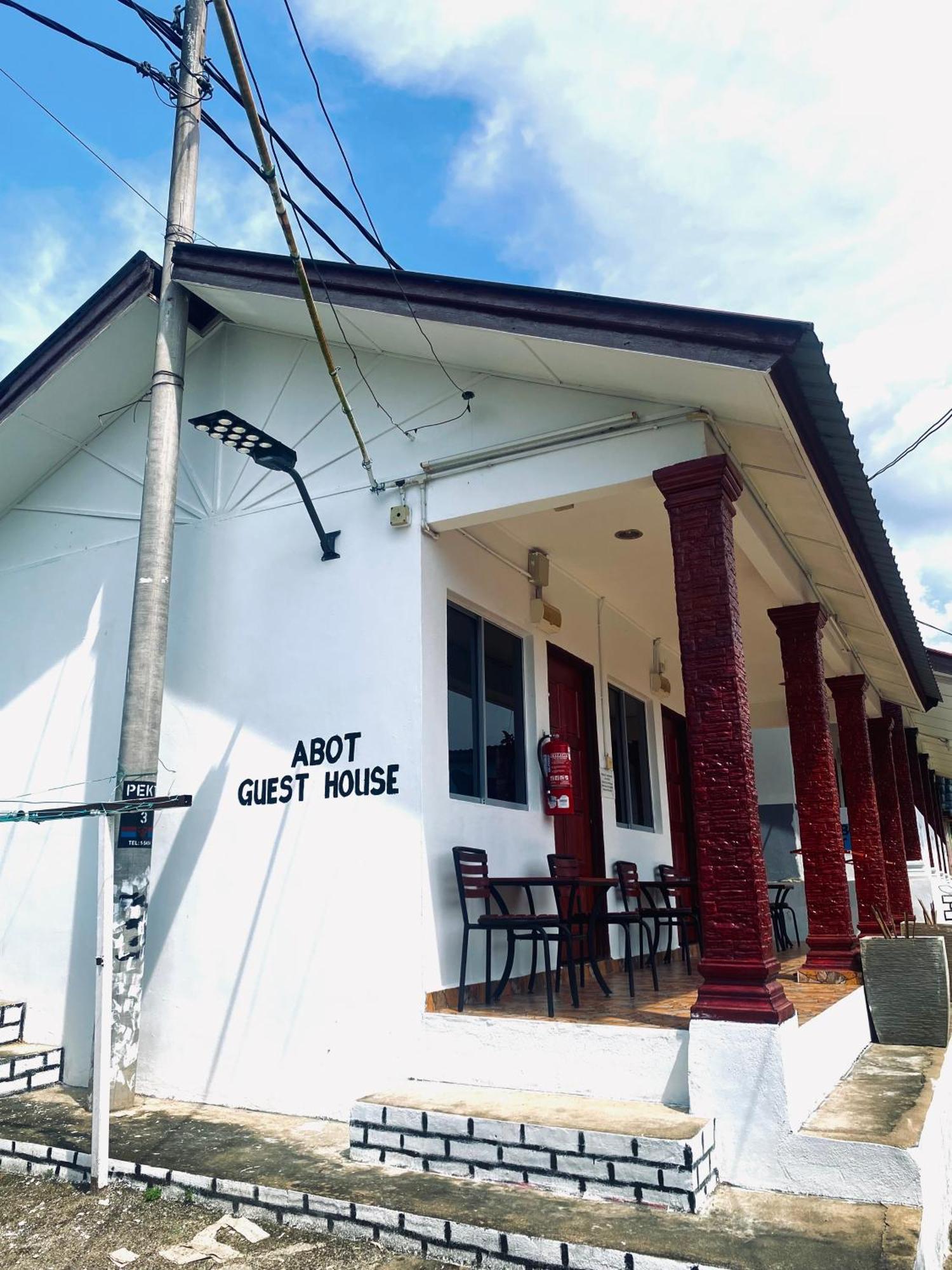 Abot Guest House Kuala Tahan Eksteriør billede